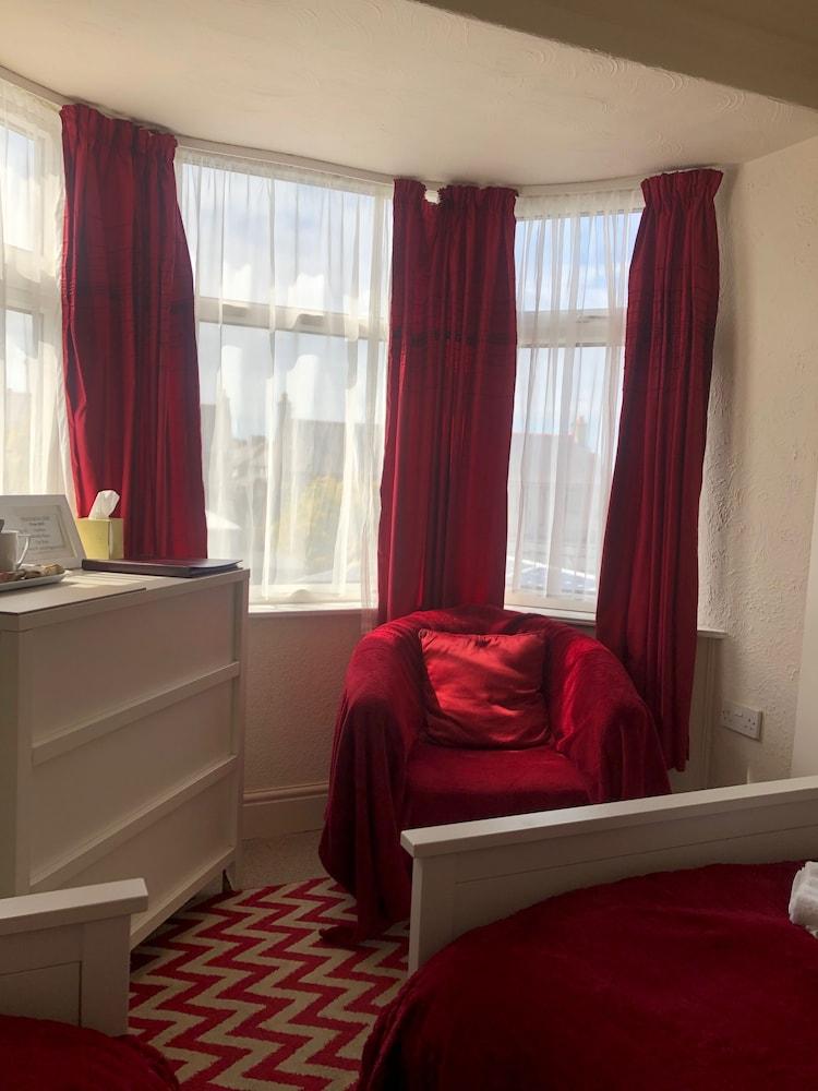Witchingham B&B Holyhead Exterior foto
