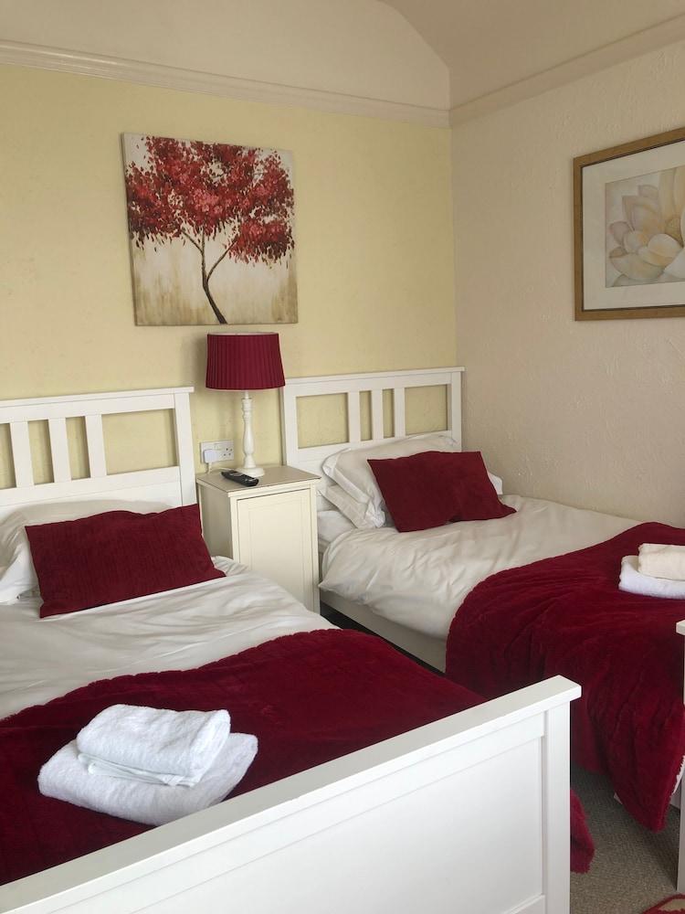 Witchingham B&B Holyhead Exterior foto