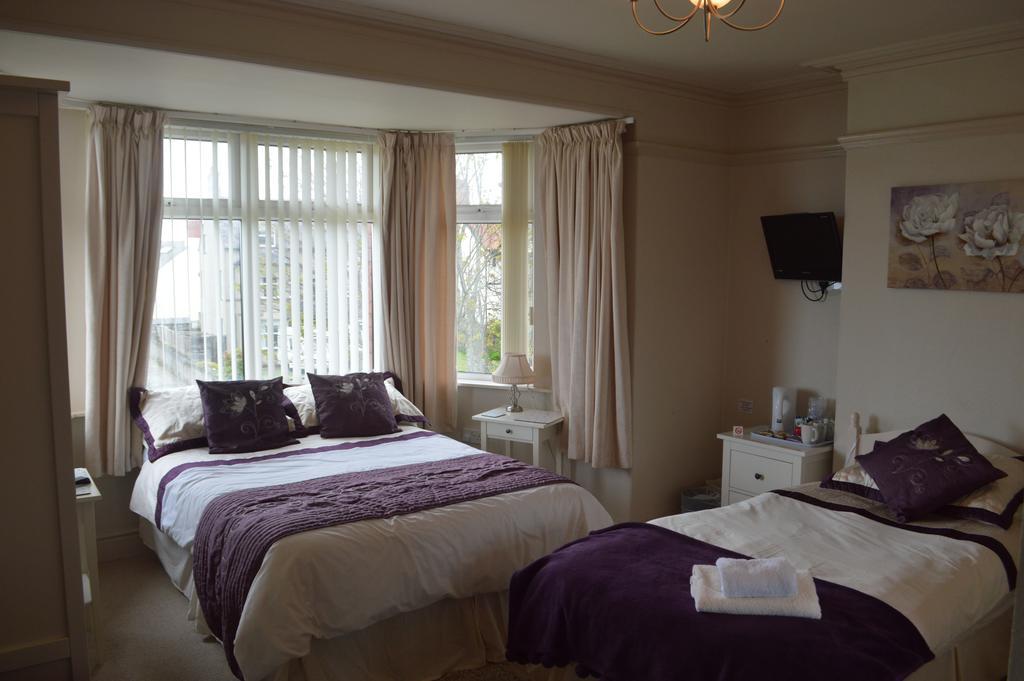 Witchingham B&B Holyhead Exterior foto